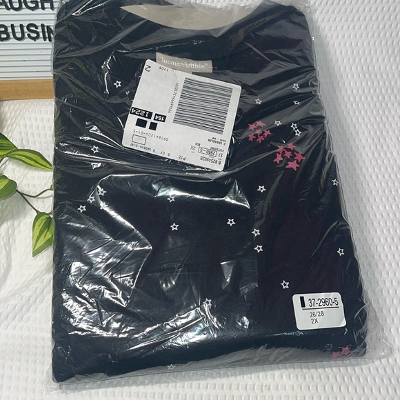 women within Tops - NEW Woman Within Plus Size 26/28 2X Black Soft Sweatshirt With White Stars